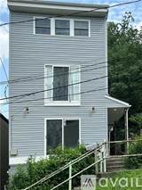 4-bedroom apartment at 2 German Square in Pittsburgh