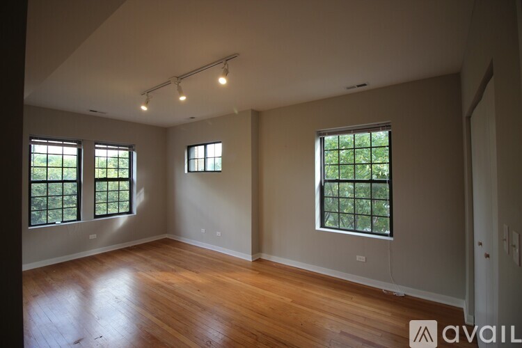 3104 W Sunnyside Ave 2 Beds Apartment for Rent - Photo gallery 2