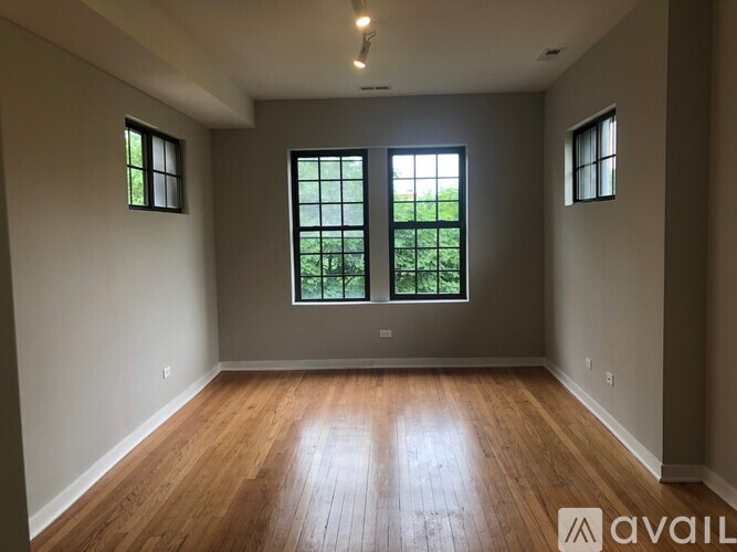 3104 W Sunnyside Ave 2 Beds Apartment for Rent - Photo gallery 3