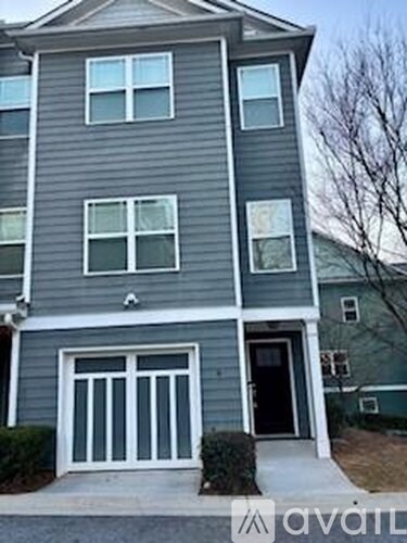 1365 Memorial Drive Southeast 2 Beds Apartment for Rent