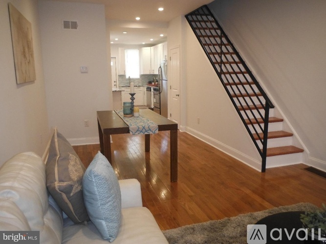 1537 South Chadwick Street 2 Beds Single Family Home for Rent - Photo gallery 3