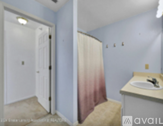 338 West Saginaw Street 1 Apartment for Rent - Photo gallery 2