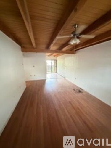 414 Cam De La Placita 2 Beds Apartment for Rent - Photo gallery 5