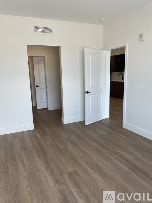 2506 W Colfax Ave in Denver, CO