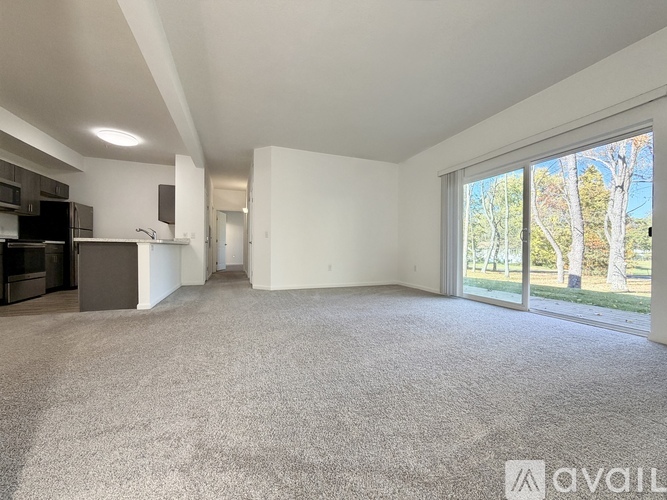 100 Gethings Circle 2 Beds Apartment for Rent - Photo gallery 3