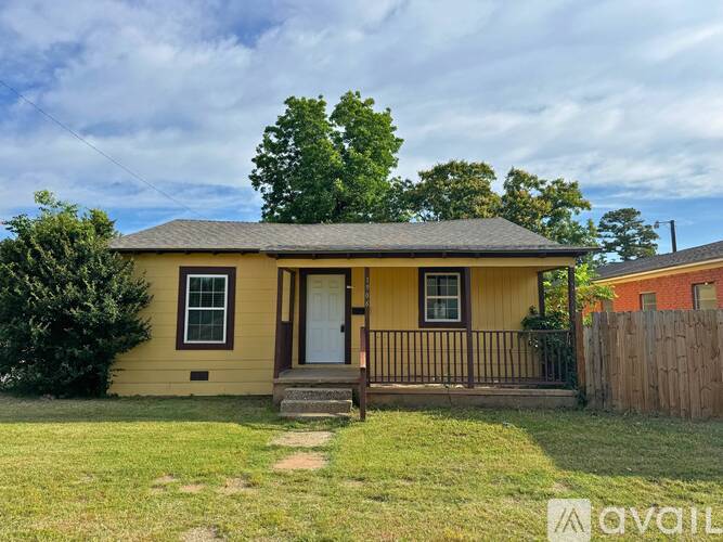 1906 8th St 3 Beds Single Family Home for Rent - Photo gallery 1