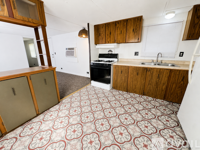 130 East Flint Hills Boulevard 3 Beds Apartment for Rent - Photo gallery 1