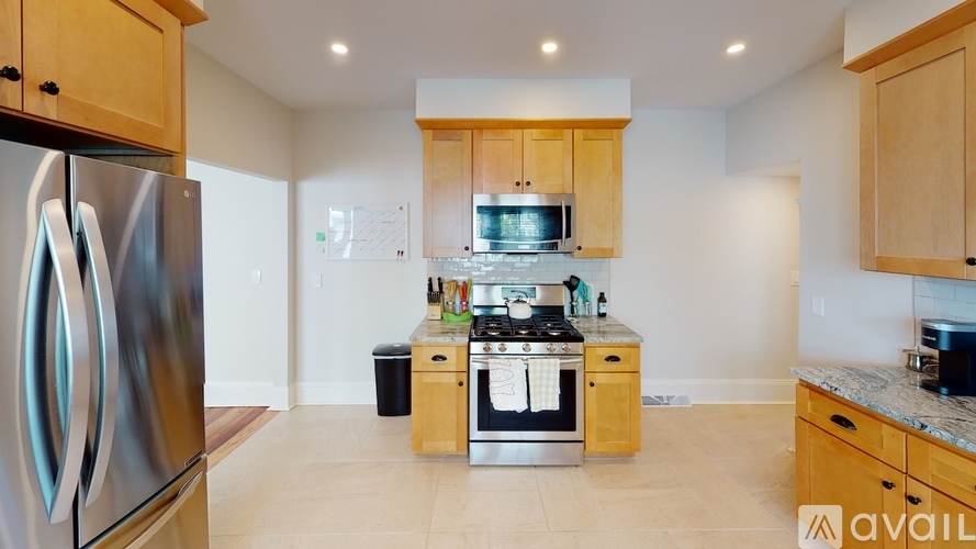 19 Creighton St 5 Beds Townhouse for Rent - Photo gallery 4