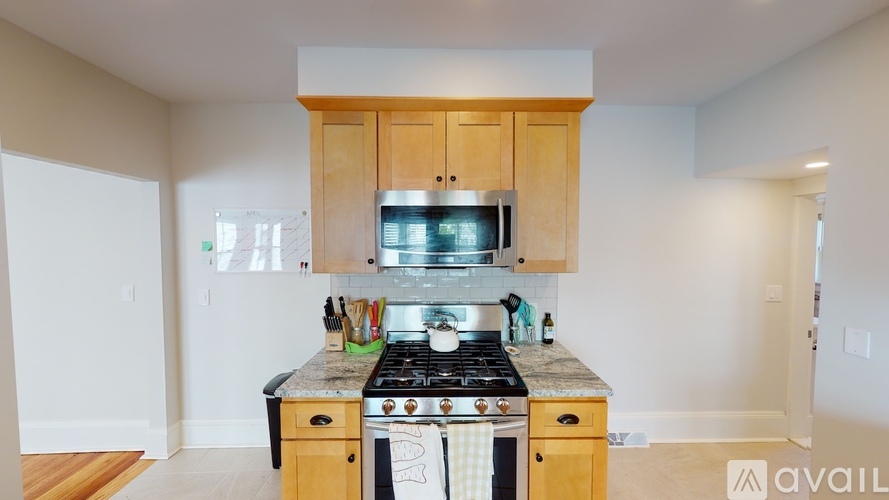 19 Creighton St 5 Beds Townhouse for Rent - Photo gallery 5