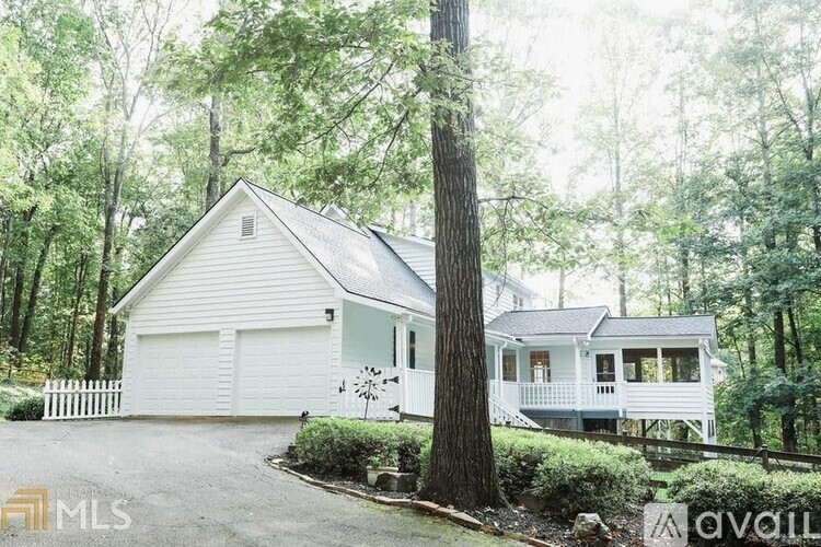1975 Pilgrim Road 3 Beds Single Family Home for Rent - Photo gallery 4