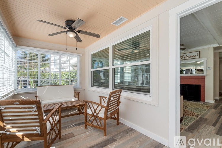 105 21st Ave 3 Beds Single Family Home for Rent - Photo gallery 5