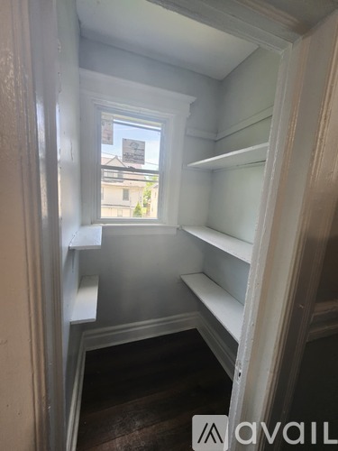 848 S 14th St 3 Beds Apartment for Rent - Photo gallery 1