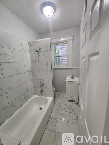 848 S 14th St 3 Beds Apartment for Rent - Photo gallery 4