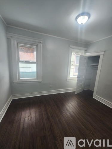 848 S 14th St 3 Beds Apartment for Rent - Photo gallery 5