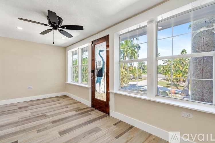3310 E Maritana Dr 4 Beds Single Family Home for Rent - Photo gallery 5