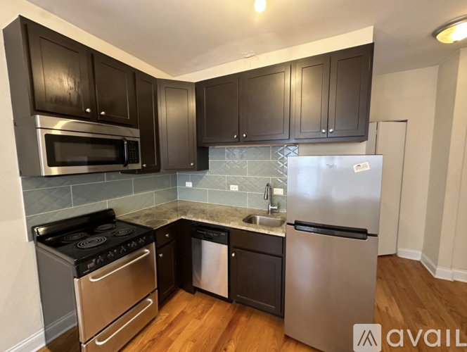 1210 W Granville Ave 1 Apartment for Rent - Photo gallery 2