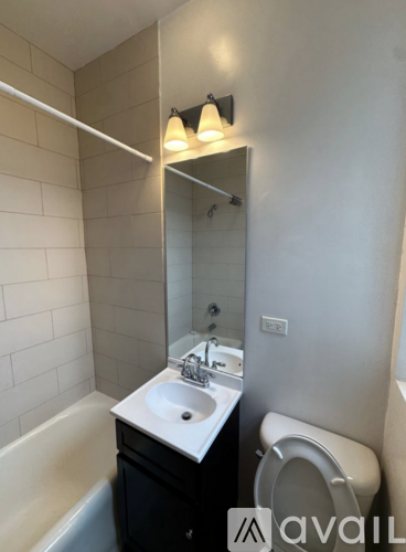 1210 W Granville Ave 1 Apartment for Rent - Photo gallery 5