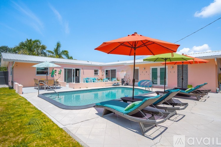 4056 38th Way S 4 Beds Single Family Home for Rent - Photo gallery 1