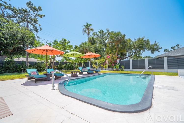 4056 38th Way S 4 Beds Single Family Home for Rent - Photo gallery 3