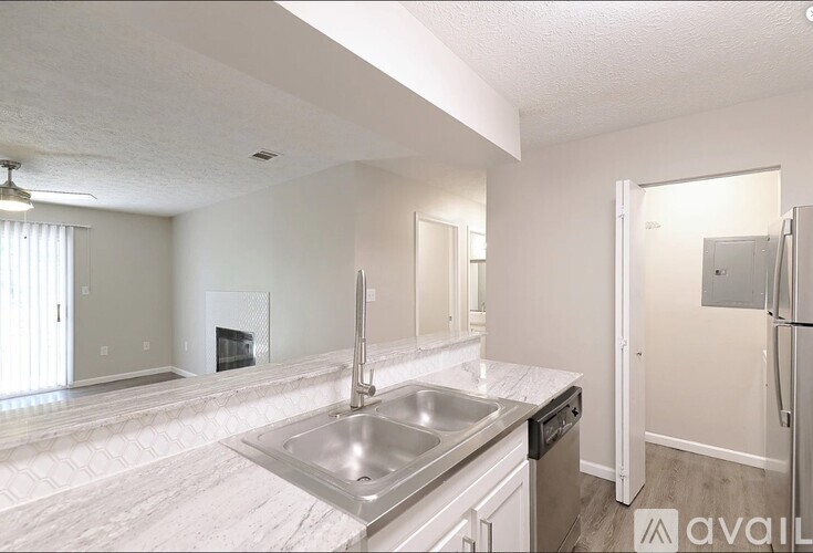 916 Beaver Grade Road 2 Beds Apartment for Rent - Photo gallery 3