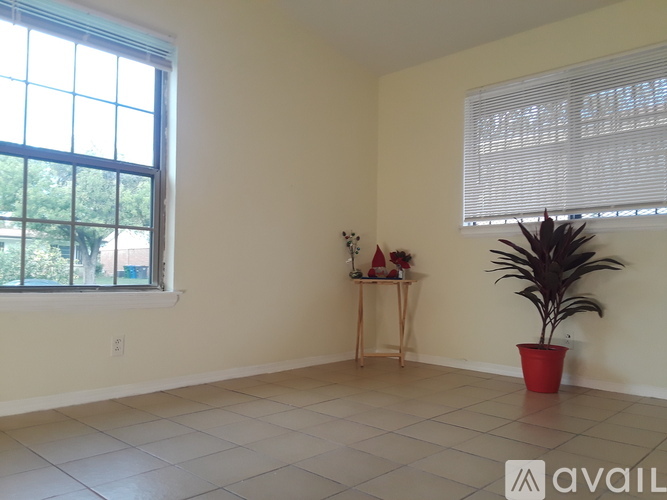 5130 Village Green 3 Beds Single Family Home for Rent - Photo gallery 1