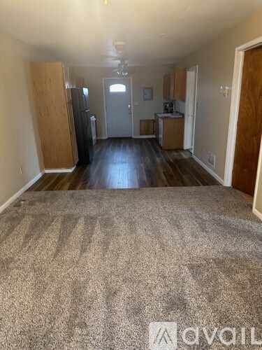 1016 North Division Avenue 2 Beds Apartment for Rent