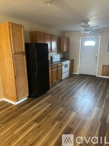 1016 North Division Avenue 2 Beds Apartment for Rent - Photo gallery 2