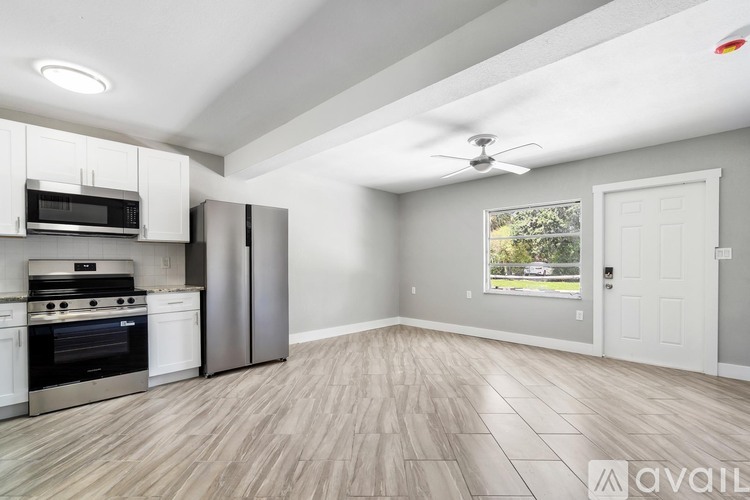 7885 Boca Ciega Dr 2 Beds Apartment for Rent - Photo gallery 5
