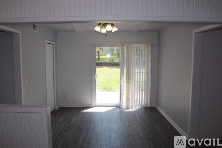 3828 NW 29th St 2 Beds Single Family Home for Rent - Photo gallery 5