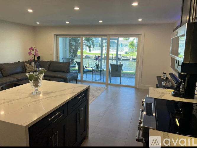 117 Lehane Terrace 1 Condo for Rent - Photo gallery 2