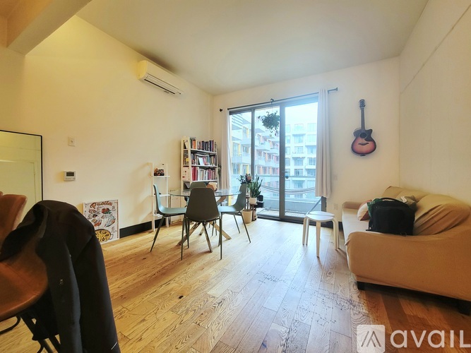 10 Montieth St 1 Apartment for Rent - Photo gallery 3