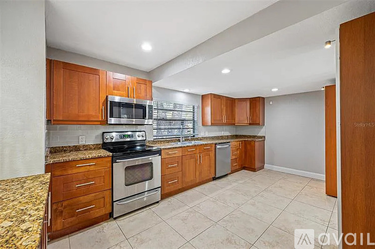 3910 West Pine Street 2 Beds Single Family Home for Rent - Photo gallery 2