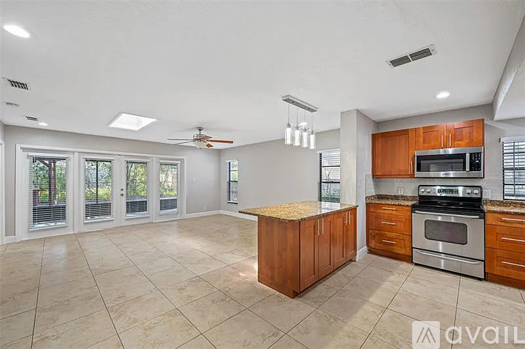 3910 West Pine Street 2 Beds Single Family Home for Rent - Photo gallery 3