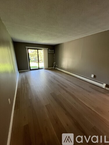 14 Strawberry Bank Road 1 Condo for Rent - Photo gallery 2