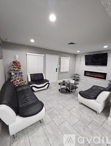 258 Spencer Street 3 Beds Single Family Home for Rent - Photo gallery 1