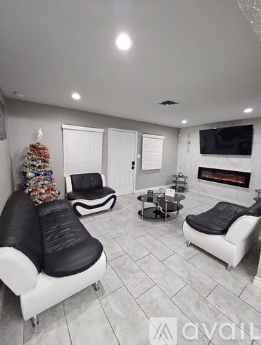258 Spencer Street 3 Beds Apartment for Rent