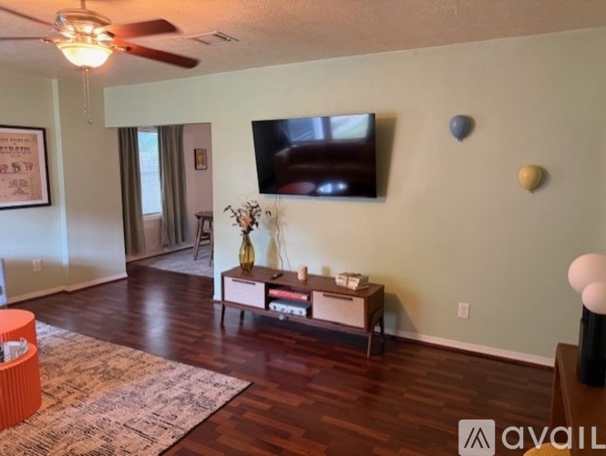 4907 Culmore Drive 4 Beds Single Family Home for Rent - Photo gallery 3