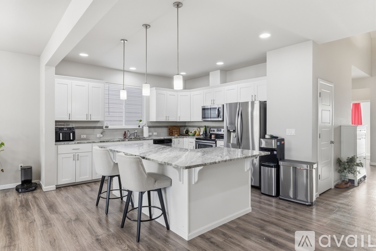 9945 Jackson Street Southeast 4 Beds Single Family Home for Rent - Photo gallery 5