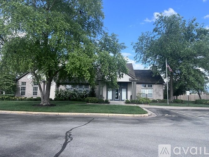 10405 Trotters Pointe Drive 2 Beds Condo for Rent - Photo gallery 2