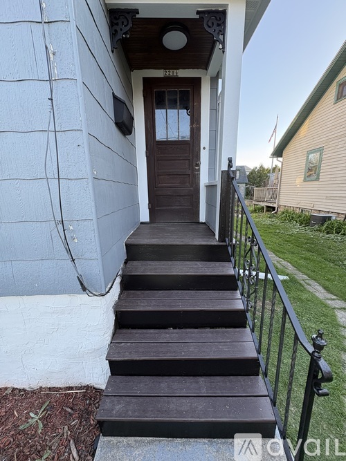 221 1/2 East Doty Avenue 2 Beds Apartment for Rent - Photo gallery 3