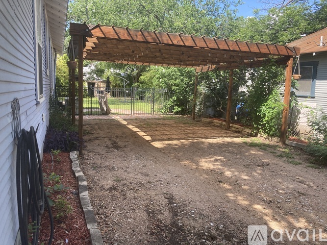305 Keller St 3 Beds Single Family Home for Rent - Photo gallery 2
