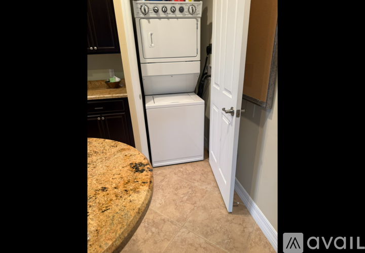 2683 Sunbury Drive 1 Single Family Home for Rent - Photo gallery 5