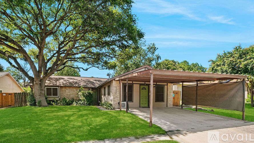 13934 Mission Valley 3 Beds Single Family Home for Rent - Photo gallery 1