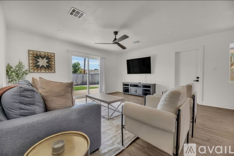 1709 North 74th Way 3 Beds Single Family Home for Rent - Photo gallery 5