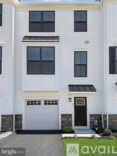 Domenica Drive 3 Beds Townhouse for Rent - Photo gallery 3