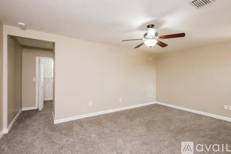 16441 Southwest 95th Street 3 Beds Single Family Home for Rent - Photo gallery 5