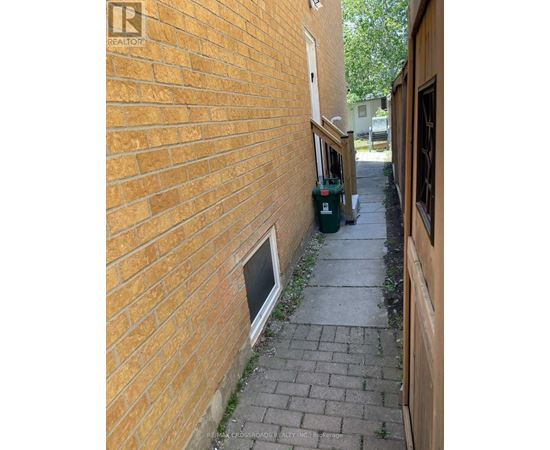1538 AMBERLEA ROAD 2 Beds House for Rent - Photo gallery 3