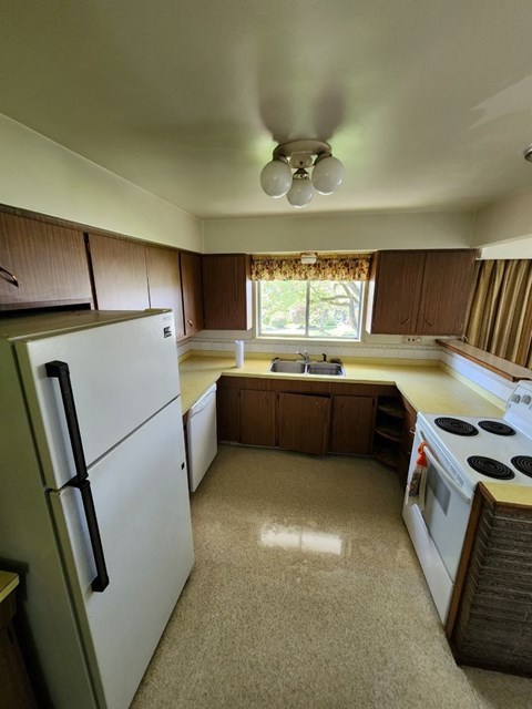 4011 Rainbow Street 5 Beds Apartment for Rent