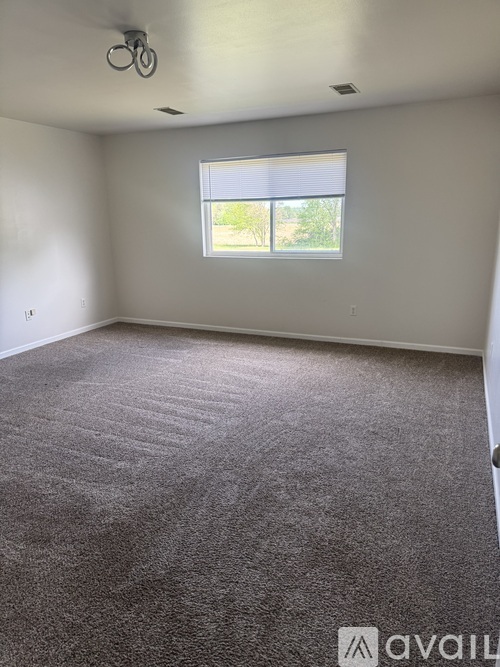 2364 Cherry Tree Ln 2 Beds Single Family Home for Rent - Photo gallery 4