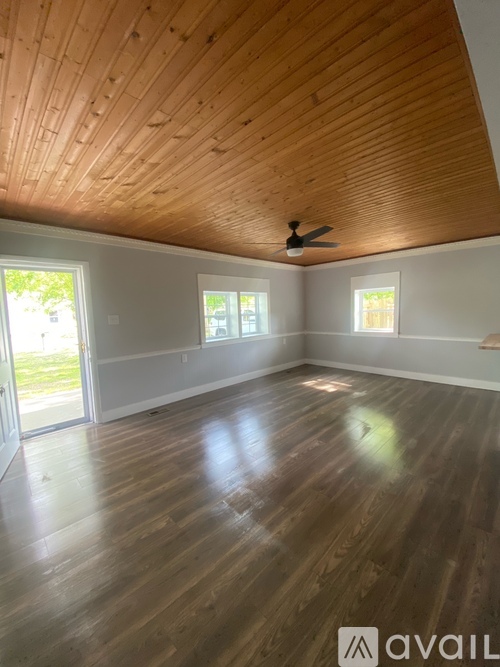 8988 Lyles Rd 2 Beds Single Family Home for Rent - Photo gallery 4